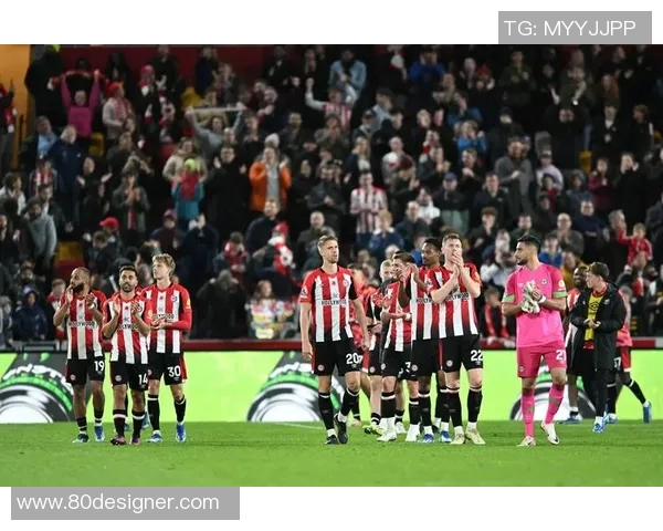 英超激战回顾：十人应战仍占优势豪门三连胜梦破引发热议